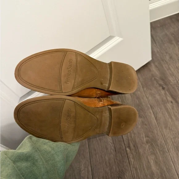 Womems Tan Leather Ankle Boots - Picture 3 of 5